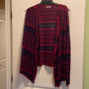 Cardigan. Maroon/dark blue